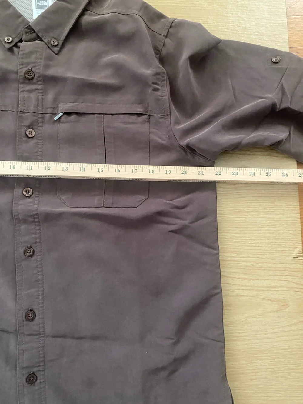 NORTH FACE BUTTON UP  MEN’s SHIRT size MEDIUM